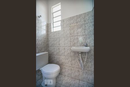 banheiro 2 de casa à venda com 3 quartos, 85m² em Anchieta, Belo Horizonte