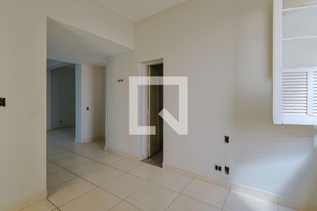 Sala de casa à venda com 3 quartos, 290m² em Serra, Belo Horizonte