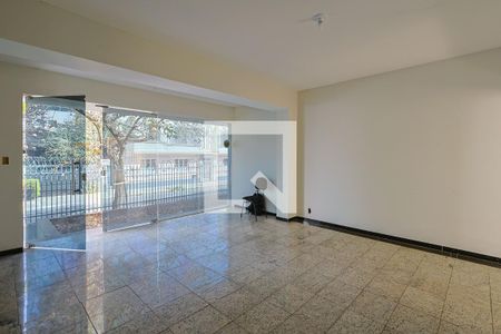 Sala de casa para alugar com 3 quartos, 290m² em Serra, Belo Horizonte