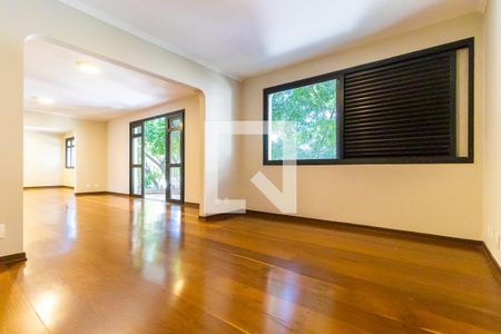 Sala de apartamento para alugar com 3 quartos, 210m² em Vila Itapura, Campinas