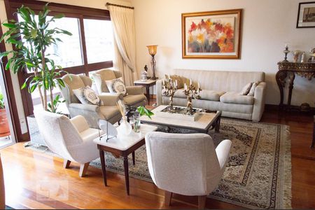 Sala de apartamento à venda com 4 quartos, 360m² em Rio Branco, Porto Alegre