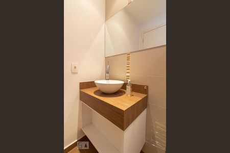 Banheiro de apartamento para alugar com 2 quartos, 75m² em Cidade Monções, São Paulo