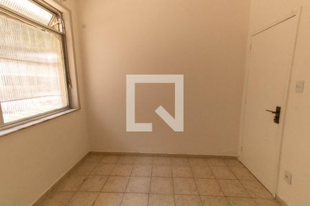 Quarto 1 de apartamento para alugar com 2 quartos, 80m² em Centro, Niterói