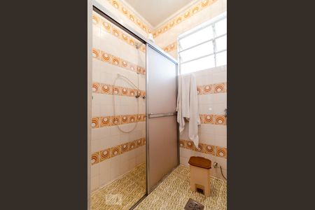 Banheiro de apartamento para alugar com 2 quartos, 80m² em Centro, Campinas