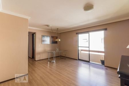 Sala de apartamento para alugar com 2 quartos, 77m² em Alto da Rua Xv, Curitiba