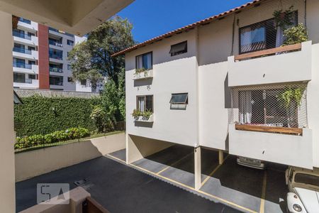 Vista da sala de apartamento para alugar com 2 quartos, 77m² em Alto da Rua Xv, Curitiba