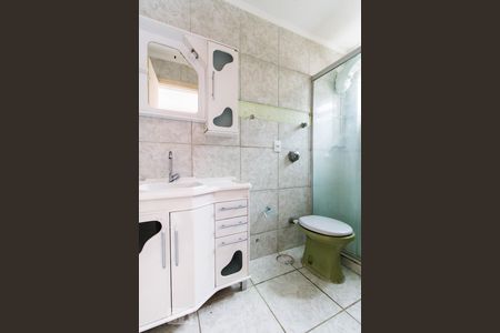 Banheiro Suíte de apartamento à venda com 1 quarto, 42m² em Azenha, Porto Alegre
