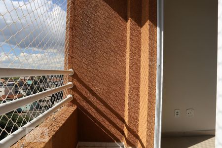 Sacada de apartamento à venda com 2 quartos, 48m² em Quitaúna, Osasco