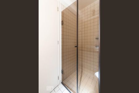Banheiro de apartamento para alugar com 2 quartos, 55m² em Mansões Santo Antônio, Campinas