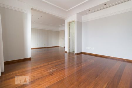 Apartamento à venda com 220m², 4 quartos e sem vagaSala