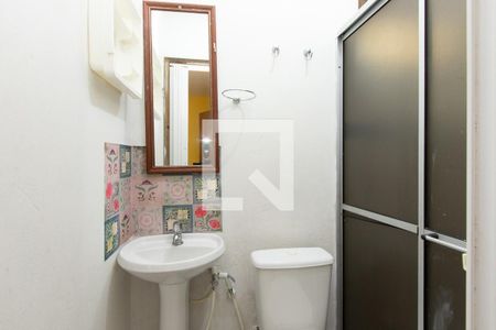 Banheiro de casa de condomínio para alugar com 1 quarto, 26m² em Lagoa da Conceição, Florianópolis