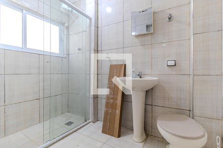 Banheiro de kitnet/studio para alugar com 1 quarto, 29m² em Sé, São Paulo