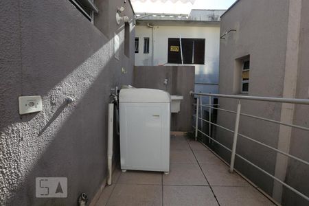 Área Compartilhada (Área de Serviço) de kitnet/studio para alugar com 1 quarto, 15m² em Vila São Luís(zona Oeste), São Paulo