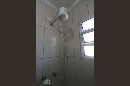 Banheiro de kitnet/studio para alugar com 1 quarto, 15m² em Vila São Luís(zona Oeste), São Paulo