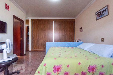 Suíte Quarto 1 de casa à venda com 4 quartos, 445m² em Vila Nogueira, Campinas