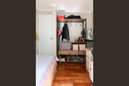 Quarto 1 de apartamento para alugar com 2 quartos, 66m² em Jardim Leonor Mendes de Barros, São Paulo