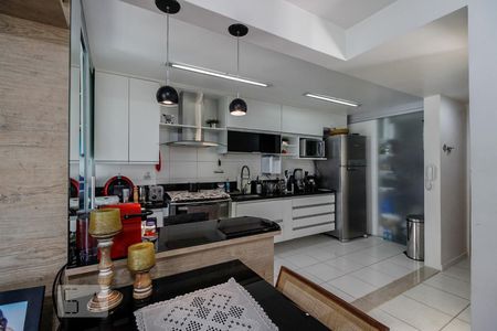 Cozinha de apartamento à venda com 3 quartos, 107m² em Barra da Tijuca, Rio de Janeiro