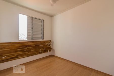 Quarto 2 de apartamento para alugar com 2 quartos, 46m² em Jardim Adriana, Guarulhos