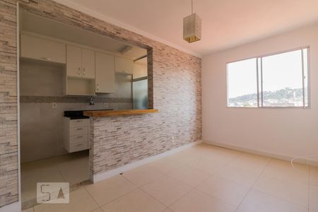 Sala de apartamento para alugar com 2 quartos, 46m² em Jardim Adriana, Guarulhos