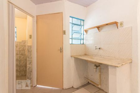 Cozinha de casa para alugar com 1 quarto, 75m² em Vila Mariza Mazzei, São Paulo