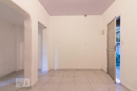 Sala de casa para alugar com 1 quarto, 75m² em Vila Mariza Mazzei, São Paulo