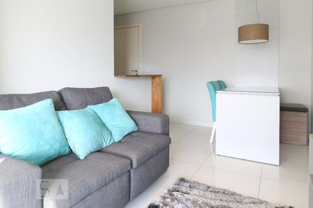 Sala de apartamento para alugar com 2 quartos, 67m² em Vila Isolina Mazzei, São Paulo