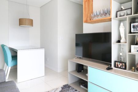 Sala de apartamento para alugar com 2 quartos, 67m² em Vila Isolina Mazzei, São Paulo