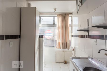 Cozinha de apartamento à venda com 1 quarto, 38m² em Menino Deus, Porto Alegre