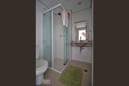 Banheiro de apartamento para alugar com 1 quarto, 70m² em Jardim Ampliação, São Paulo
