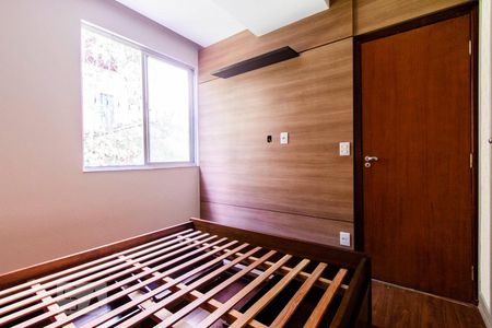 Quarto 1 de apartamento para alugar com 3 quartos, 80m² em Havaí, Belo Horizonte