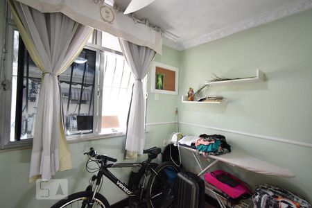 Quarto 1  de apartamento à venda com 2 quartos, 50m² em Largo do Barradas, Niterói