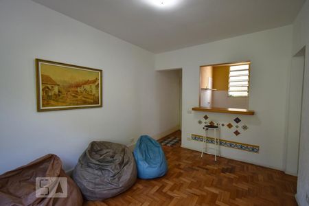 Sala  de apartamento para alugar com 2 quartos, 54m² em Icaraí, Niterói