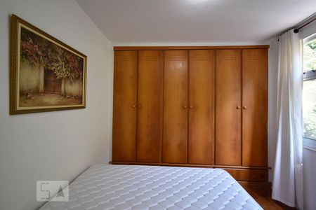 Quarto  de apartamento para alugar com 2 quartos, 54m² em Icaraí, Niterói