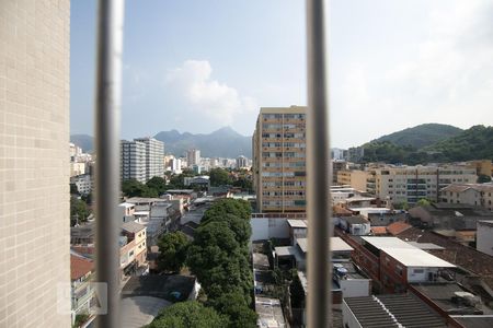 Vista suíte de apartamento à venda com 2 quartos, 53m² em Tijuca, Rio de Janeiro
