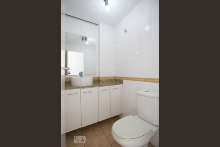 Lavabo de apartamento à venda com 2 quartos, 53m² em Tijuca, Rio de Janeiro