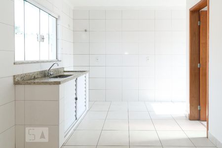 Sala e cozinha de casa para alugar com 1 quarto, 30m² em Jardim Modelo, São Paulo