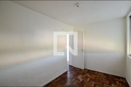 Quarto 2 de apartamento para alugar com 2 quartos, 56m² em Ingá, Niterói