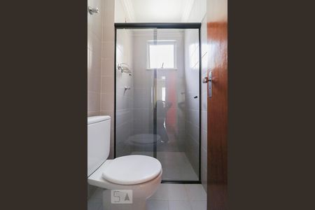 Banheiro de apartamento à venda com 3 quartos, 75m² em Padre Eustáquio, Belo Horizonte