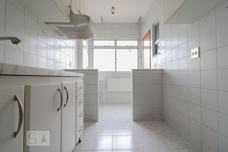 Cozinha de apartamento à venda com 3 quartos, 75m² em Padre Eustáquio, Belo Horizonte