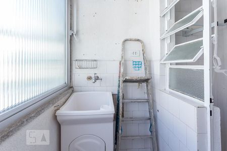 Área de serviço de apartamento à venda com 1 quarto, 47m² em Cristal, Porto Alegre