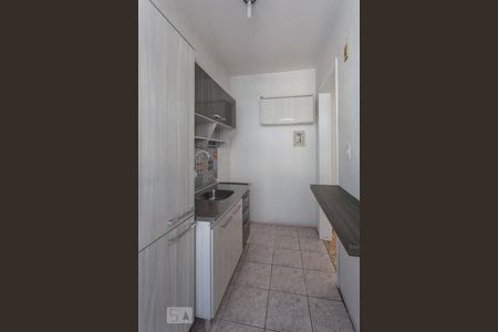 Cozinha de apartamento à venda com 1 quarto, 47m² em Cristal, Porto Alegre