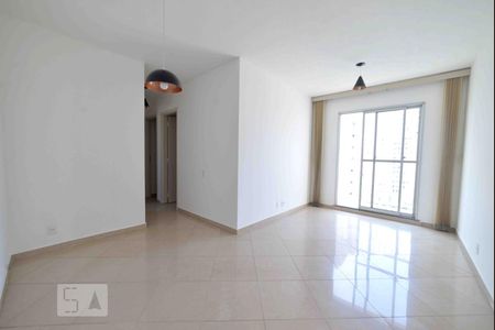 Sala de apartamento à venda com 3 quartos, 62m² em Cambuci, São Paulo