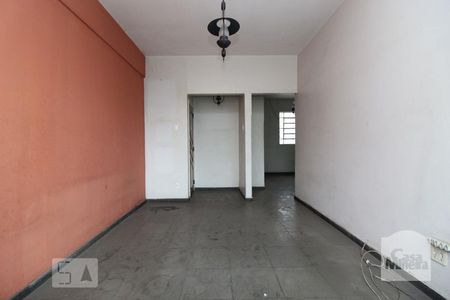 Apartamento para alugar com 3 quartos, 95m² em Centro, Belo Horizonte