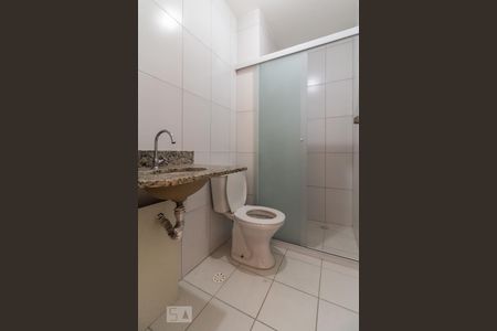 Banheiro Social de apartamento à venda com 3 quartos, 86m² em Jardim Iracema, Barueri