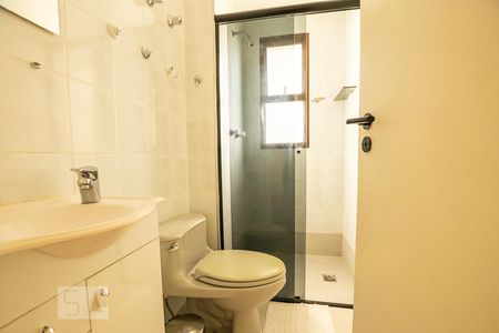 Banheiro de apartamento para alugar com 3 quartos, 100m² em Vila Monte Alegre, São Paulo