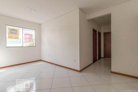 Sala de apartamento para alugar com 3 quartos, 80m² em Fernão Dias, Belo Horizonte