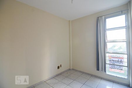 Quarto de apartamento para alugar com 3 quartos, 60m² em Estrela Dalva, Belo Horizonte