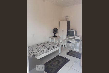 Dormitório de kitnet/studio para alugar com 1 quarto, 40m² em Partenon, Porto Alegre