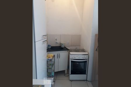 Cozinha de kitnet/studio para alugar com 1 quarto, 40m² em Partenon, Porto Alegre