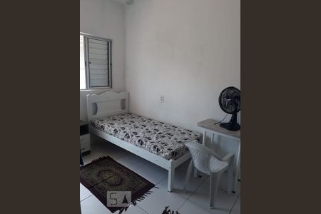 Dormitório de kitnet/studio para alugar com 1 quarto, 40m² em Partenon, Porto Alegre